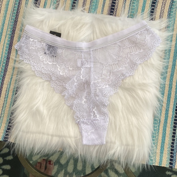 NWT Fredrick’s of Hollywood women’s caroline white lace thong panty - Picture 2 of 9